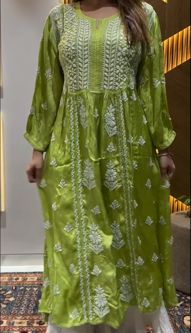 Naira Cut Set Two Piece
