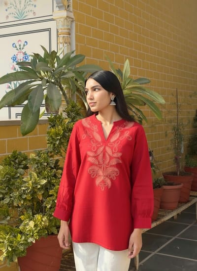 Red Cotton Kurti With Floral Embroidery_img_0