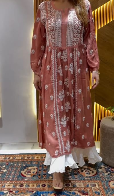 Naira Cut Set Two Piece_img_0
